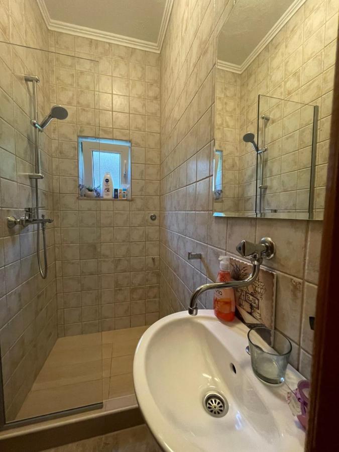 Villa Tamara With Garden And River View - Free Private Parking - Garage Mostar Exterior photo